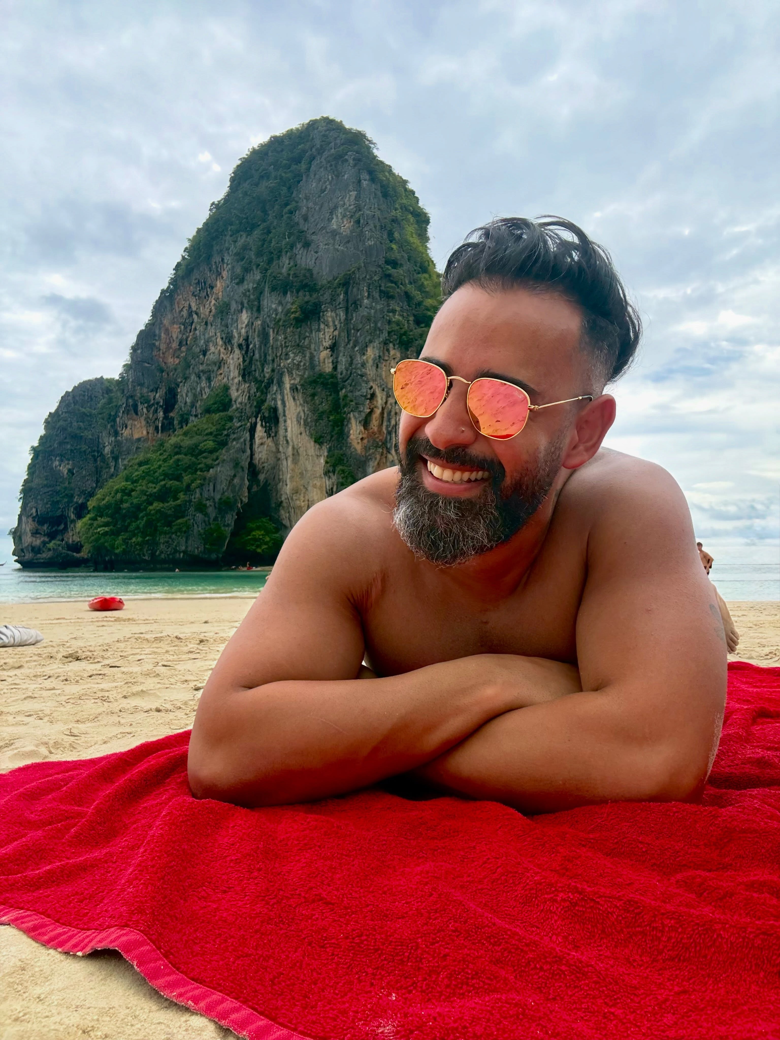 take me where I belong.
———————————————-
.
.
.
.
#thailand #islandlife #beaches