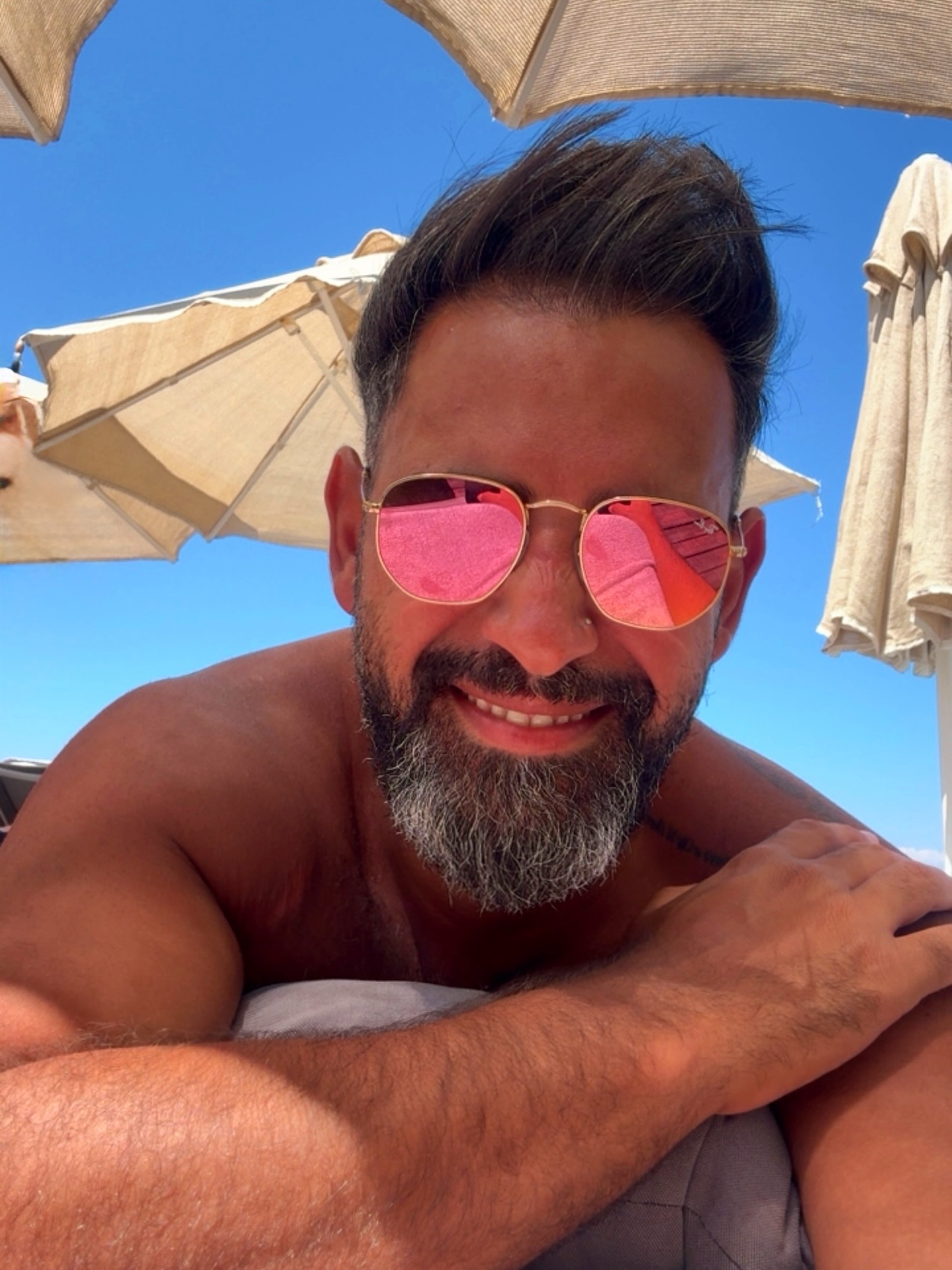 blue sky and sun rays
————————————————
.
.
.
.
.
#summer2026 #beachlifebestlife #bodrum #dreambig